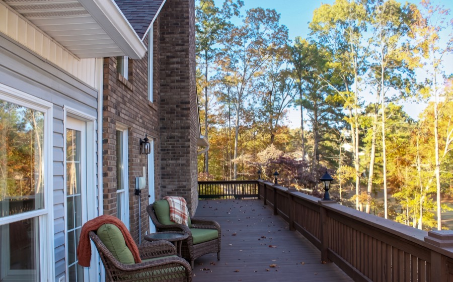 700 square foot deck