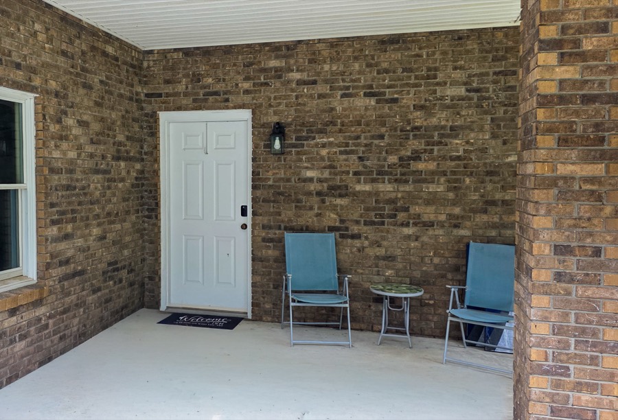 Lower level suite separate entry
